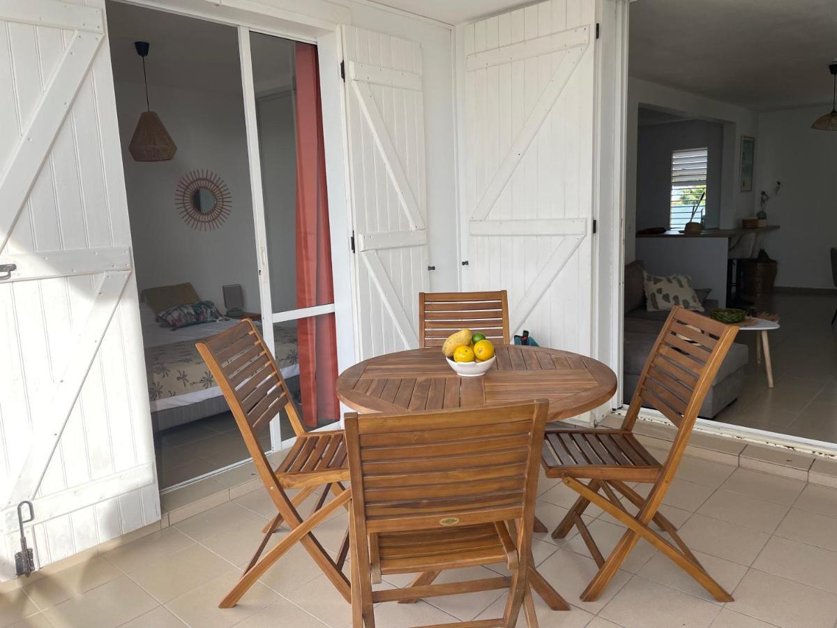Ti Kaz'Eta Apartment Sainte-Anne  Ngoại thất bức ảnh